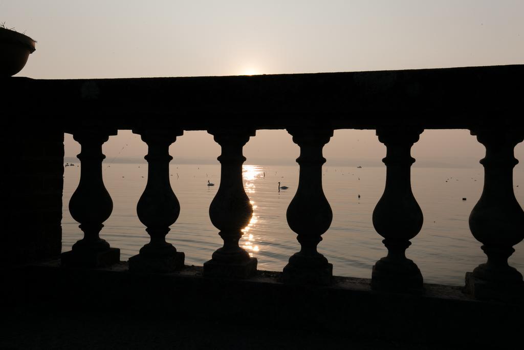 Villa Pioppi Hotel Sirmione Exterior photo