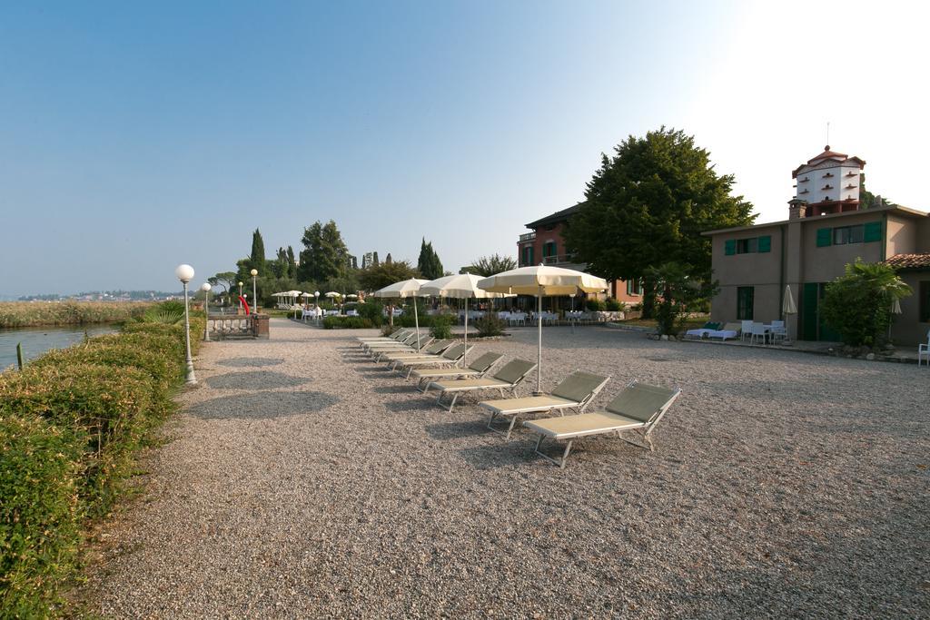 Villa Pioppi Hotel Sirmione Exterior photo