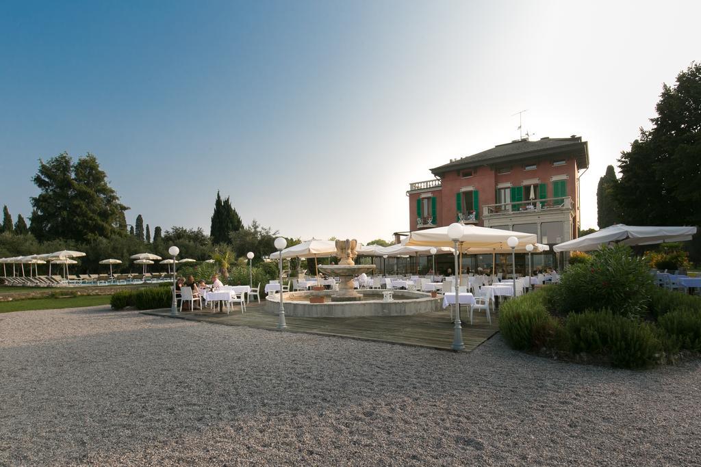 Villa Pioppi Hotel Sirmione Exterior photo